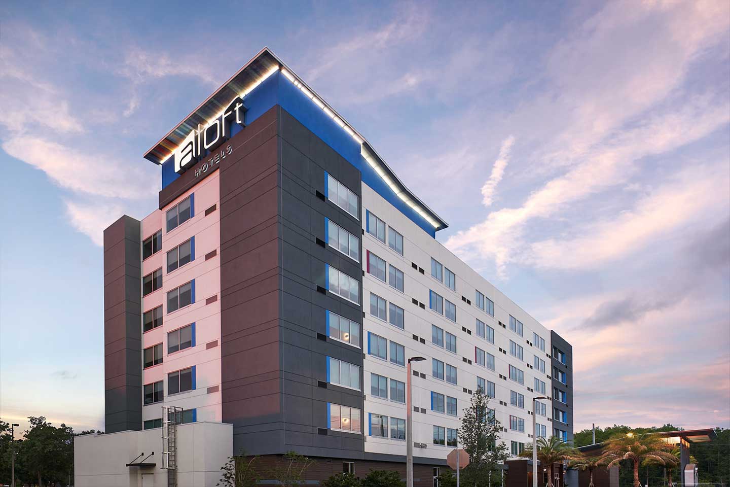 Aloft International Dr. exterior photo