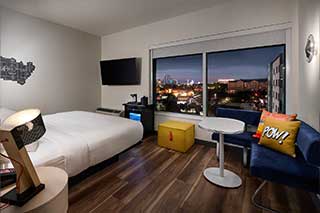 Aloft International Dr. backyard photo