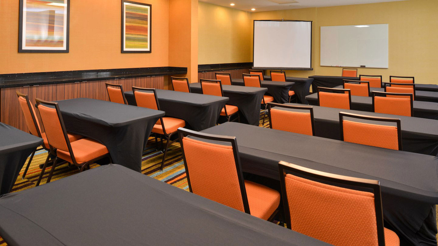 Fairfield Inn Orlando meeting room photo